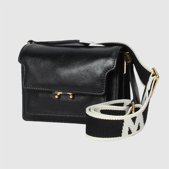 λ§λ₯΄λ Soft Mini Trunk Bag SBMP0075Q5 P2644 00N99 BLACK