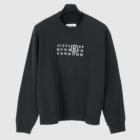 MM6 ๋ฉ์ข
๋ง๋ฅด์ง์๋ผ Men's ๋ด๋ฉ๋ฆญ Sweatshirt SH2GU0021 M25004 900 BLACK