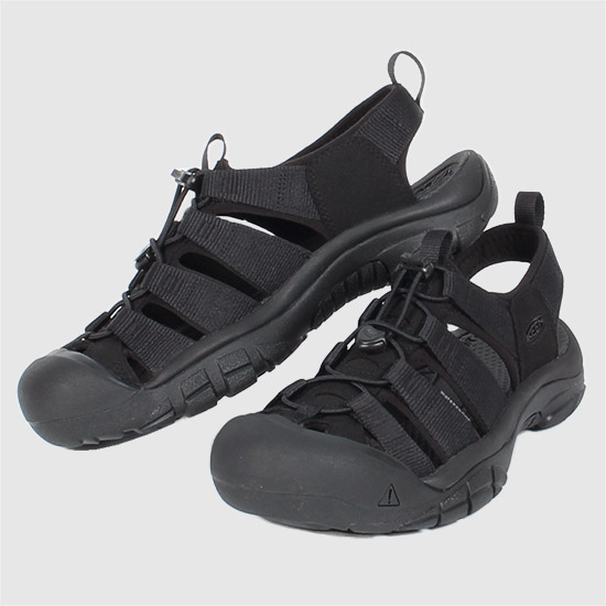 킨 남성 뉴포트 H2 샌들 1022258 TRIPLE BLACK