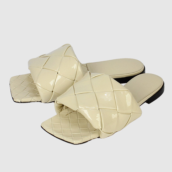 BOTTEGA VENETA 리λ Flat Sandals 608853 V2EK0 9311 BUTTER