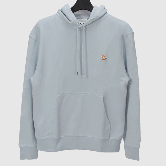MAISON KITSUNE Men's ์น ๋ ์ค Patch ํ๋ LM00706KM0001 P422 SKY BLUE