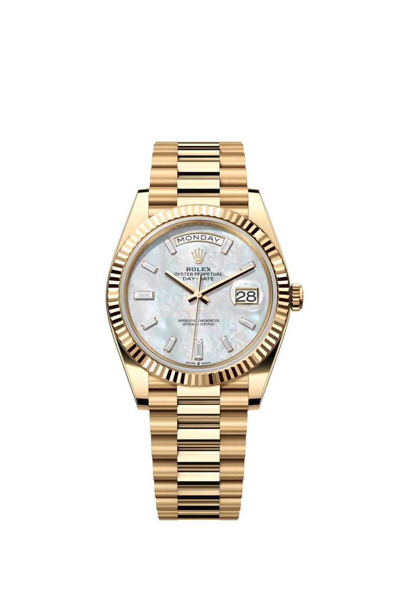ROLEX Day-데이트 40 228238 다이아몬드가 세팅된 White 진주자개 다이얼 18캐럿 옐로우 Gold