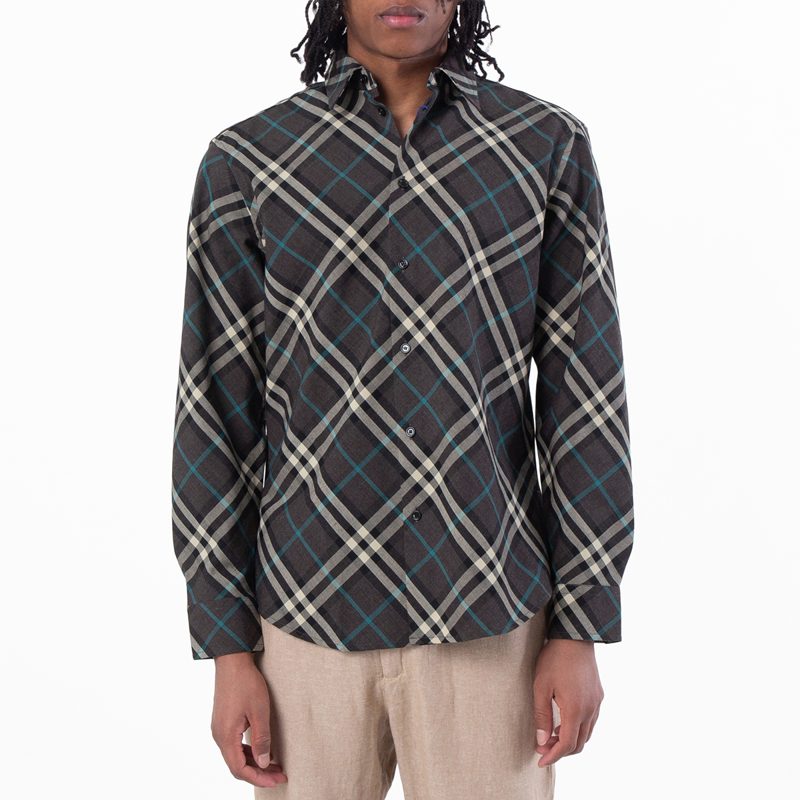 Check Pattern Button-Up Shirt_Snug Ip Check