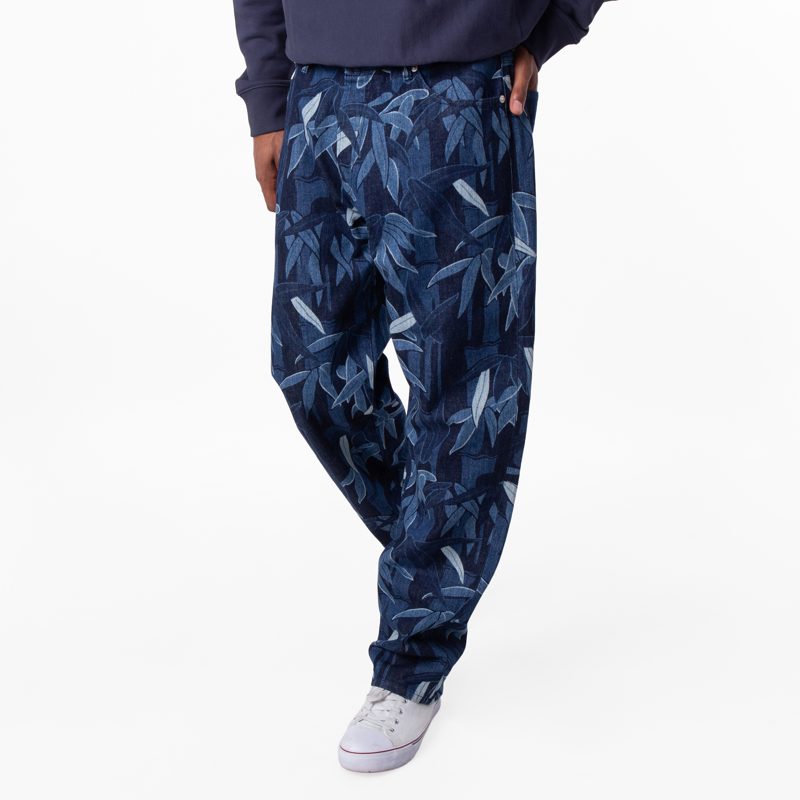 Chiku-Rin Camo Motif Botan Loose Denim Jeans