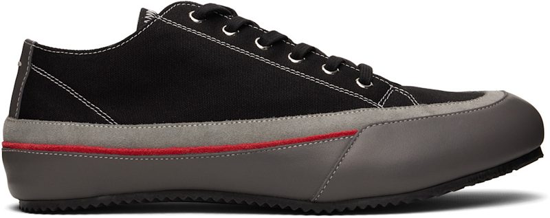 Black Traveler Sneakers 262168M237006