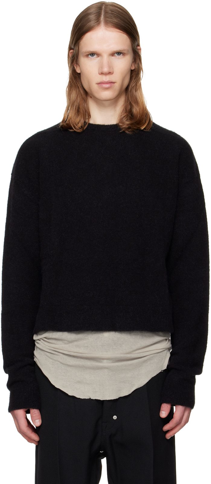 Black Tower Round Neck Sweater 262232M201004