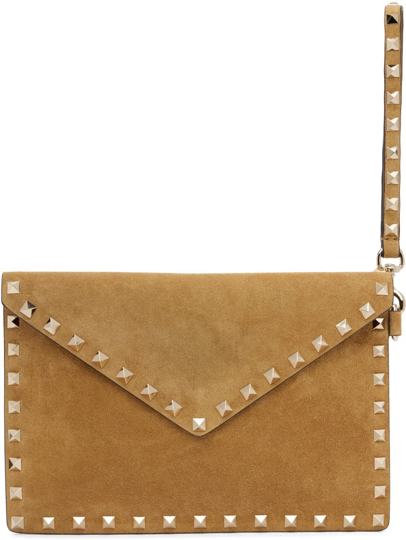 Garavani Beige Rockstud Flat Medium Pouch 262807F045001