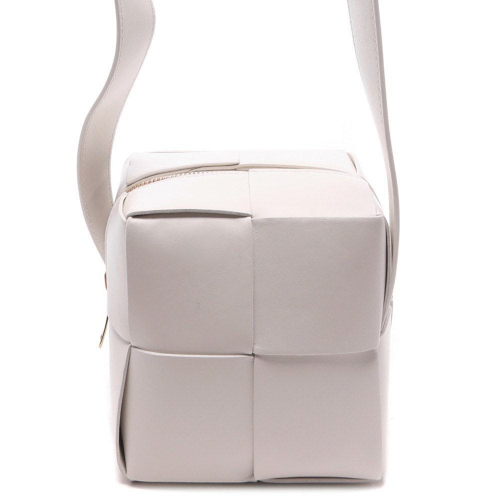 23FW 여성 큐브 미니 크로스백 (764760 VCQC4 9143 23F)