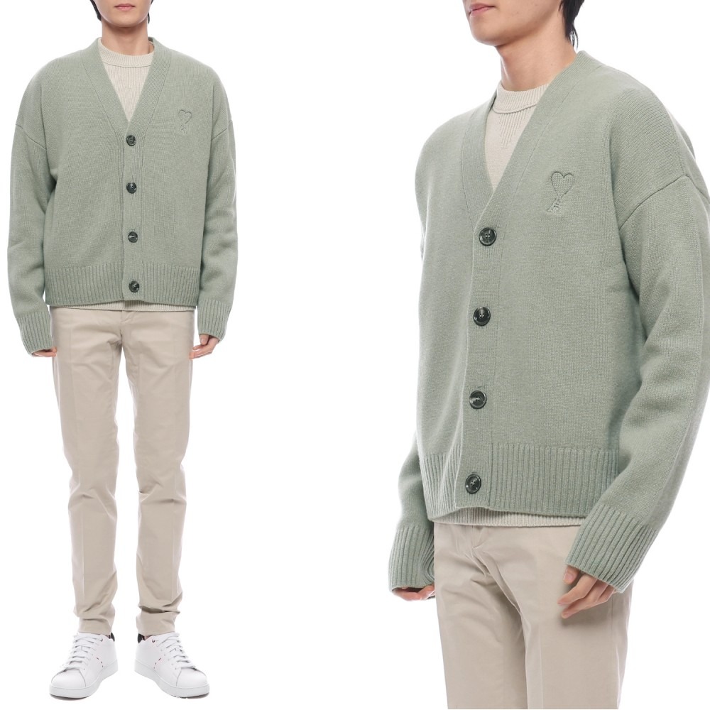 24FW 남성 하트 로고 엠보스드 가디건 (UKC044 KN0028 303 M 24F)