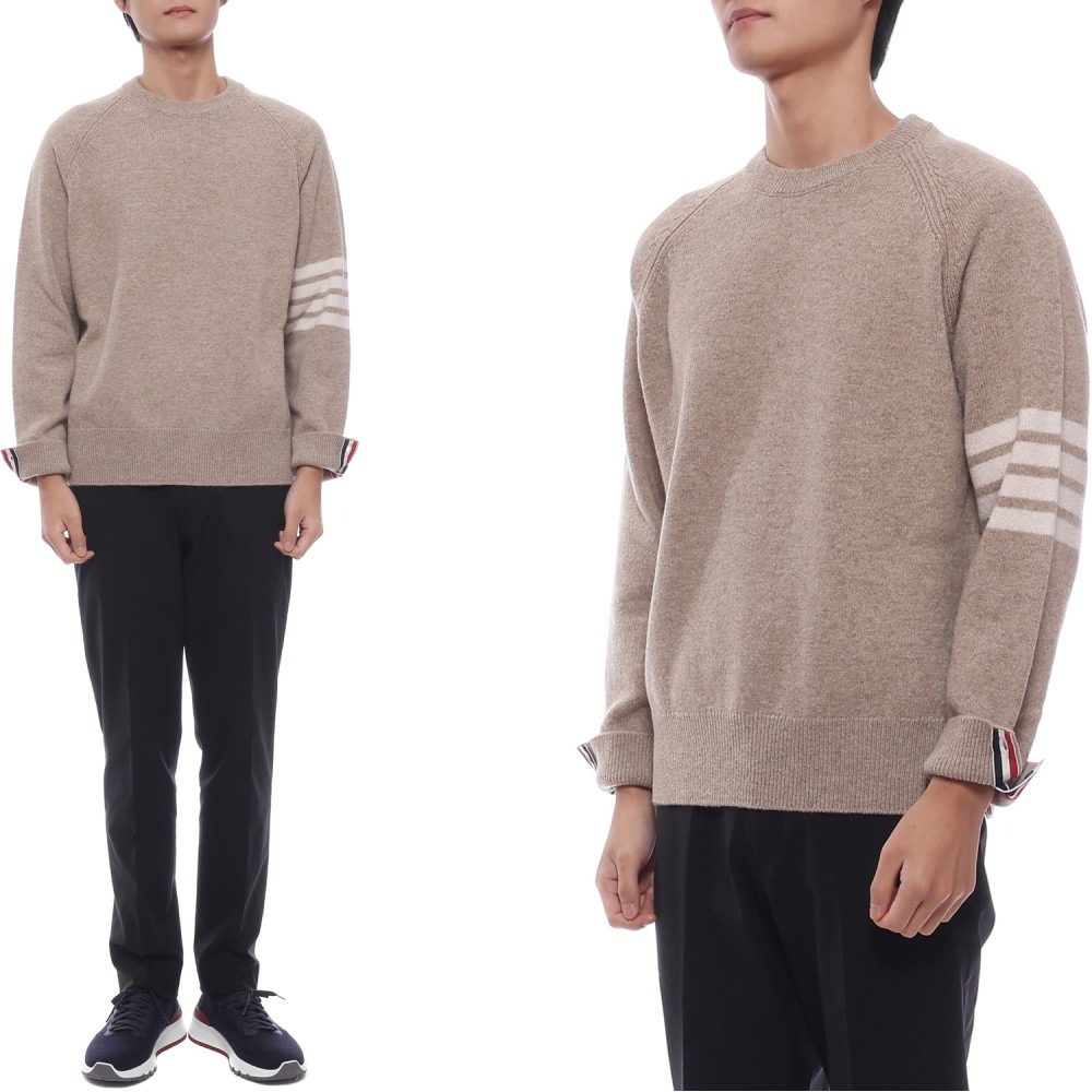 25FW 남성 사선 스트라이프 울 니트 (MKA569A Y1026 250 25F)