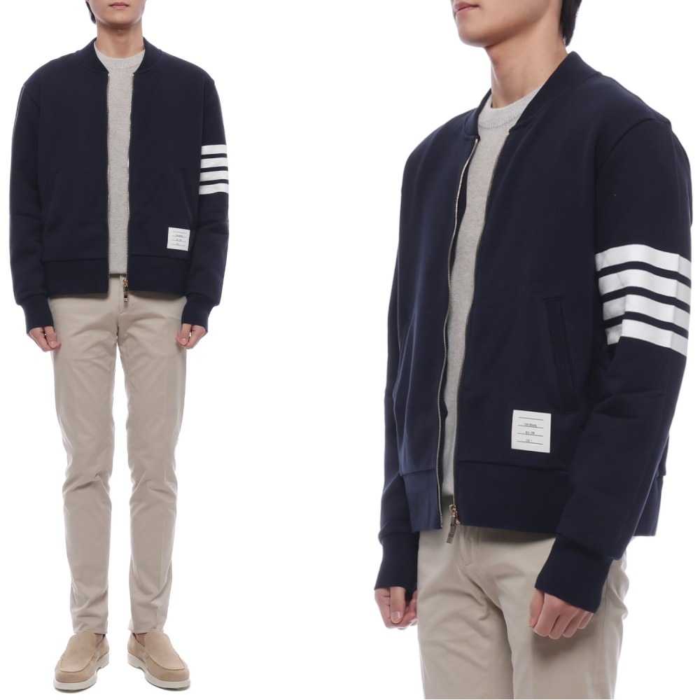 25FW 남성 사선 스트라이프 봄버 재킷 (MJT280A 00535 415 25F)