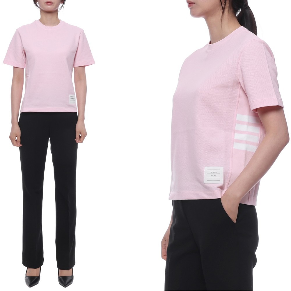 26SS 여성 사선 스트라이프 반팔티셔츠 (FJS207A 00050 680 26S)