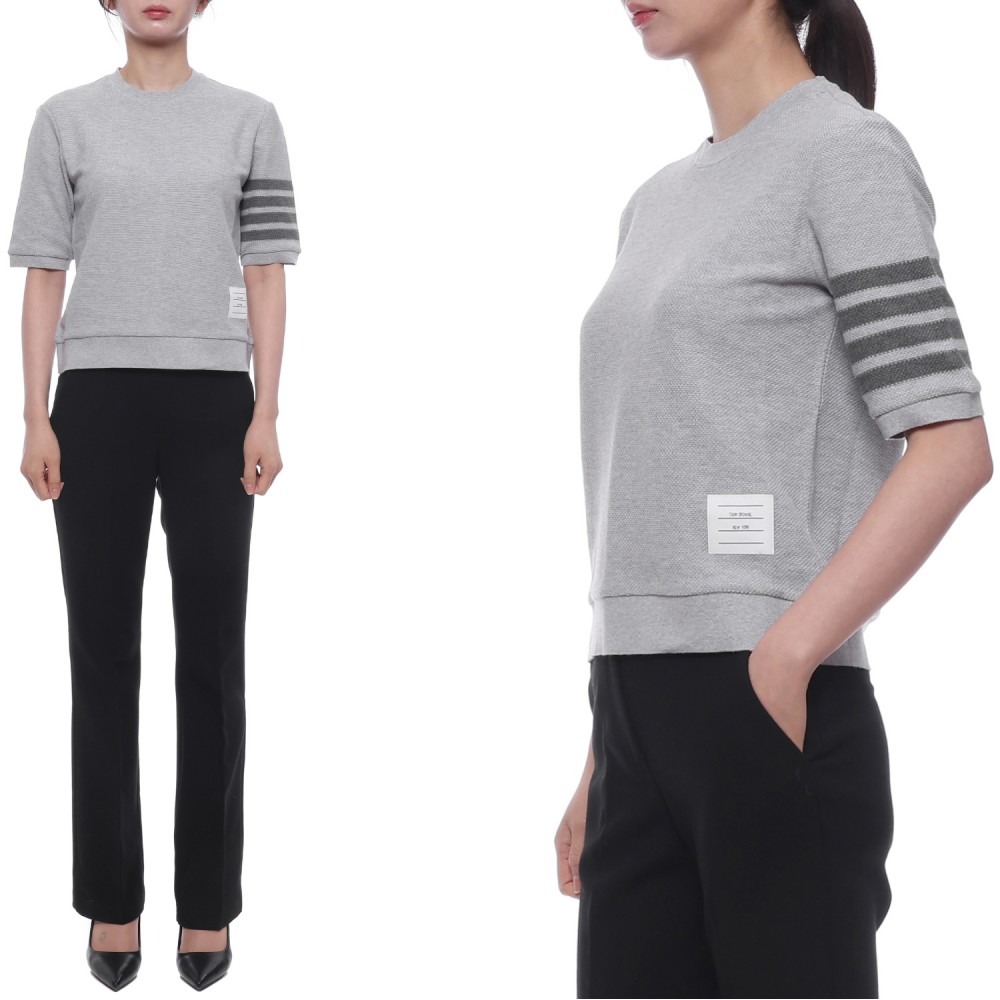 26SS 여성 사선 스트라이프 반팔티셔츠 (FJS222A J0248 050 26S)