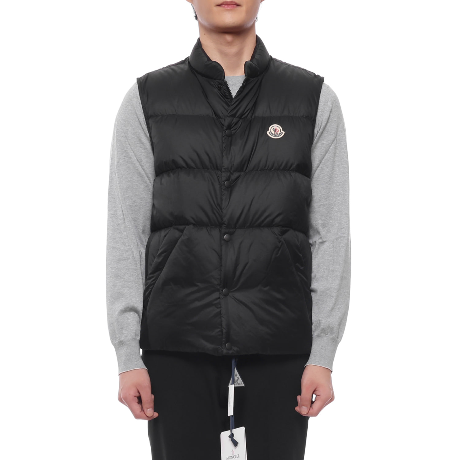 26FW 남성 TUQUEROUYE 다운 베스트 (TUQUEROUYE 1A00028 597YF 999 26F)