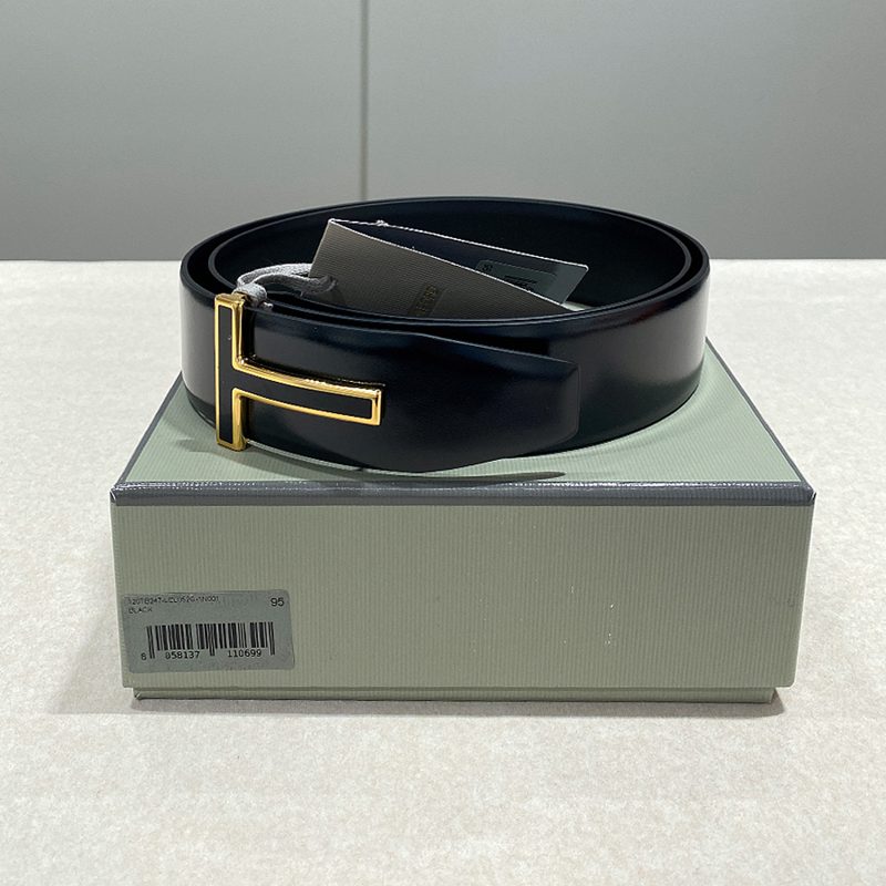 TOM FORD