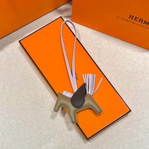 HERMES Calfskin&Lambskin λ‘λ°μ€ Pegasus PM μ₯μ Charm μν ν μ§λΈλΌμ΄ μ°λΆν