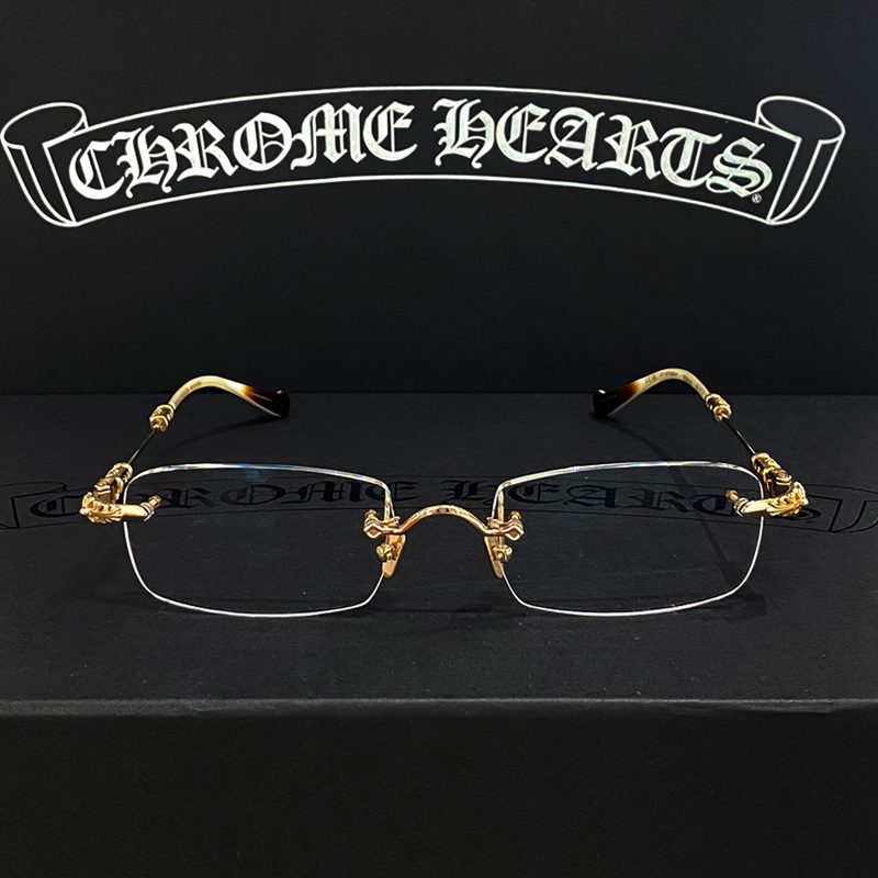 CHROME HEARTS