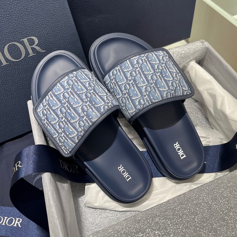 DIOR