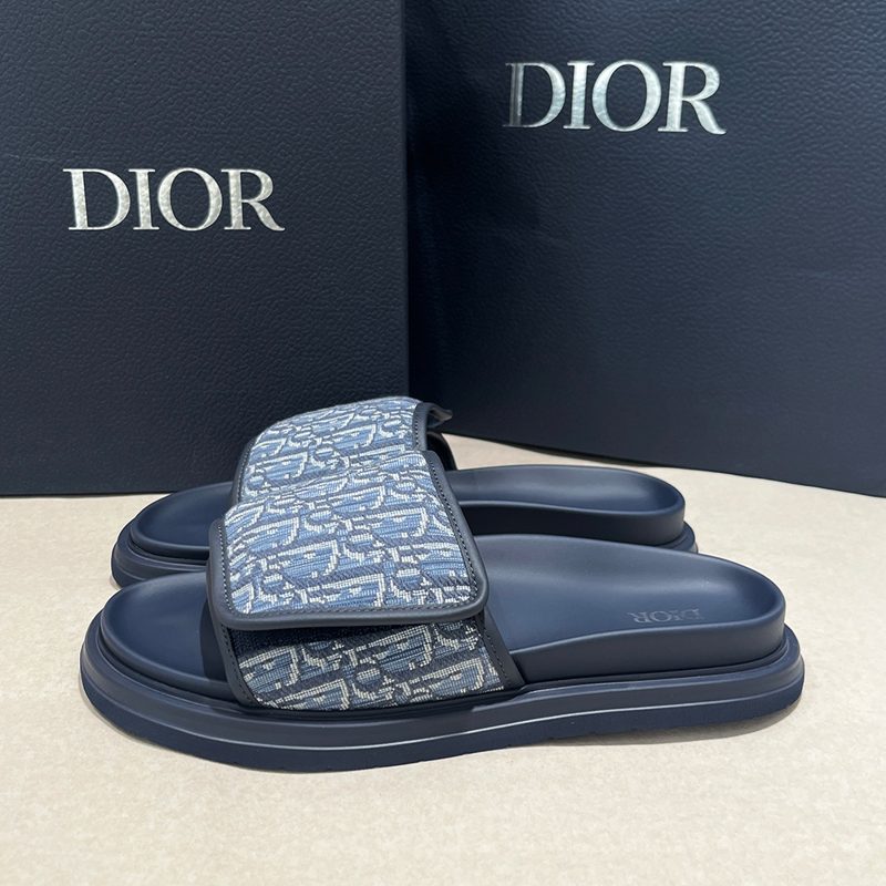 DIOR