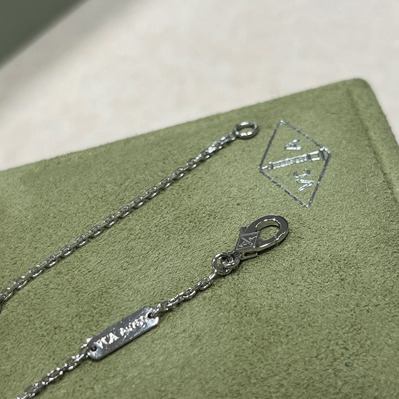 VAN CLEEF & ARPELS