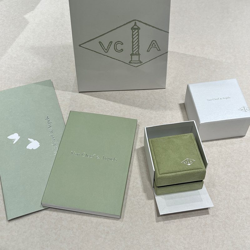 VAN CLEEF & ARPELS