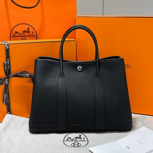 HERMES 가든파티 30 Bag 네곤다 스킨 Black
