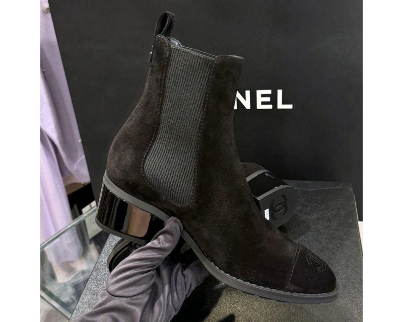 CHANEL