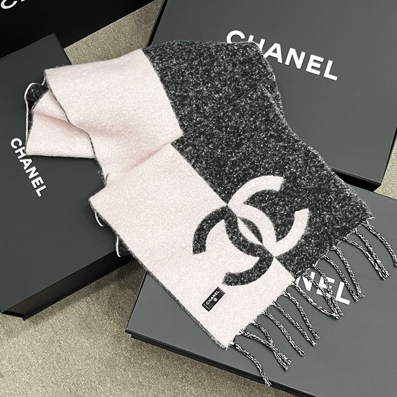 CHANEL Cashmere CC Big Logo Two-Tone Color Muffler White Black