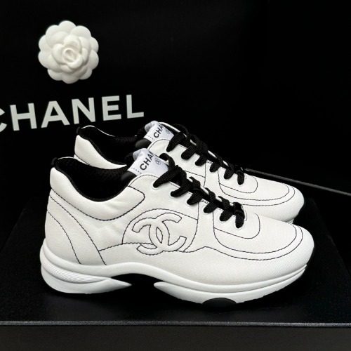 CHANEL 크루즈 Cotton Denim Stitch White Sneakers Women's용