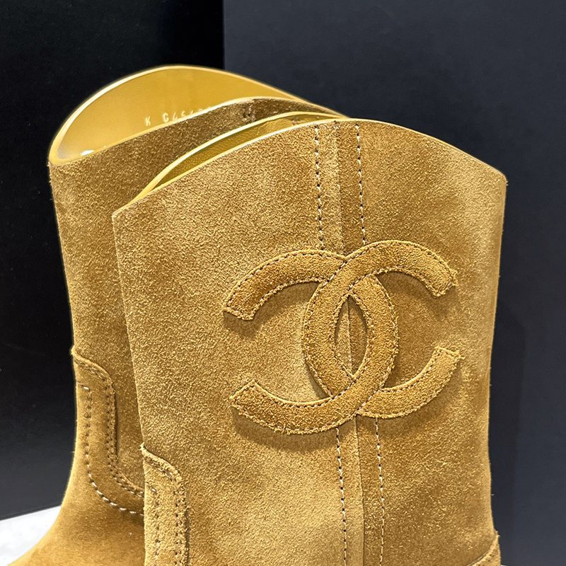 CHANEL