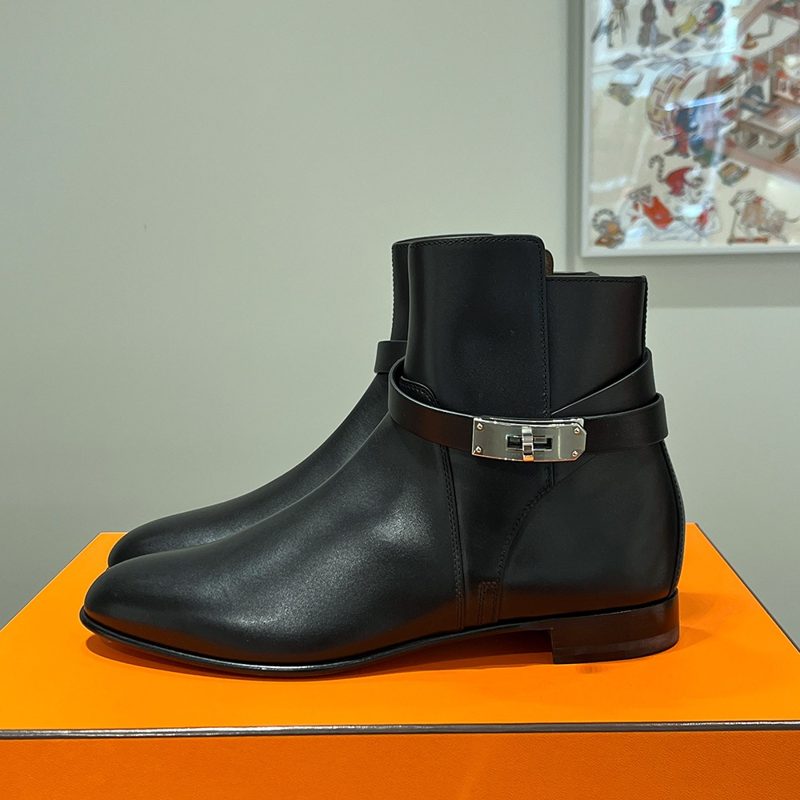 HERMES Calfskin Neo Ankle Boots 켈리 Buckle 은장 Black