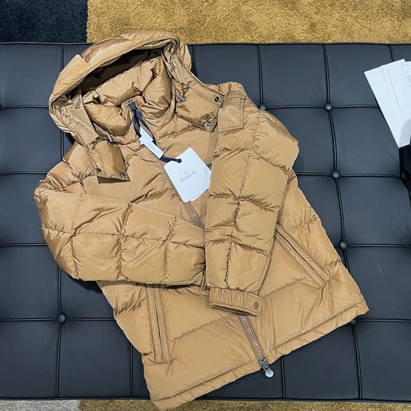MONCLER