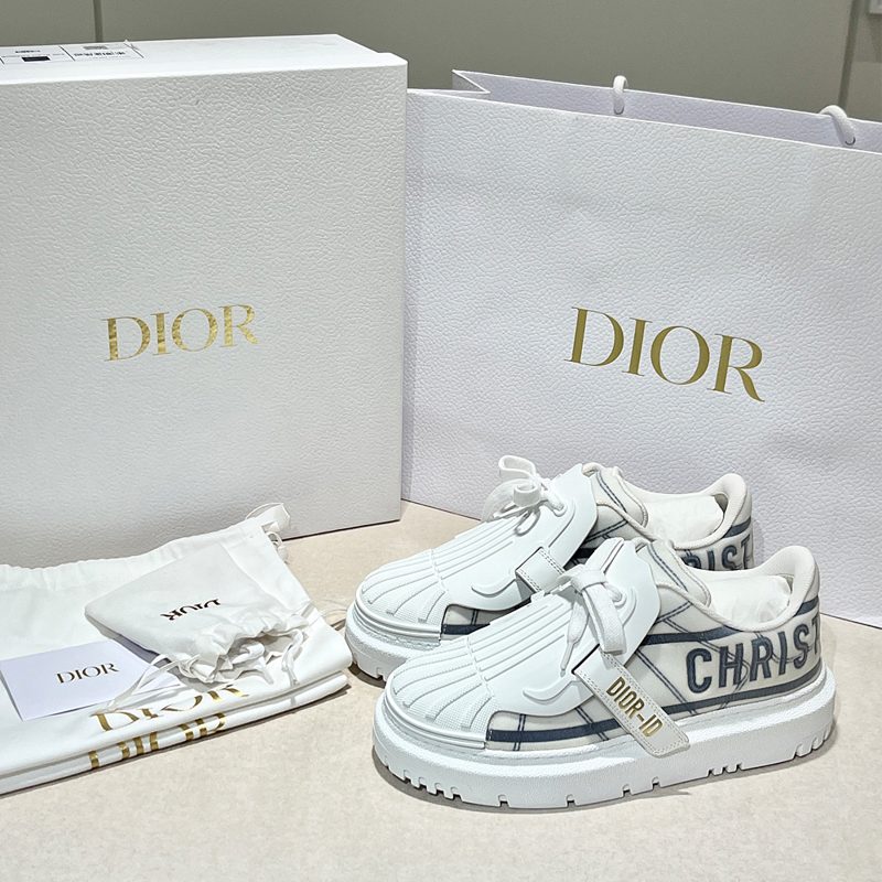 DIOR