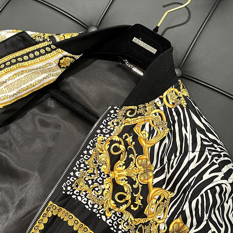 VERSACE