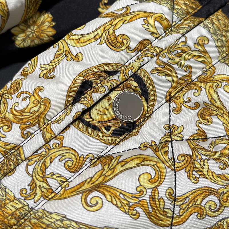 VERSACE