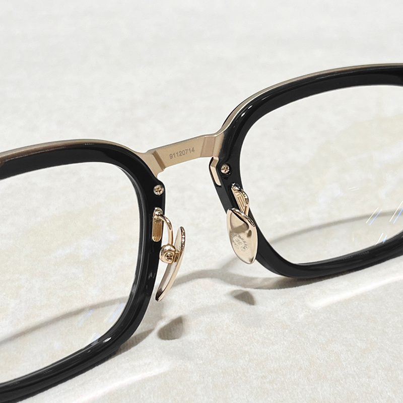 CHROME HEARTS