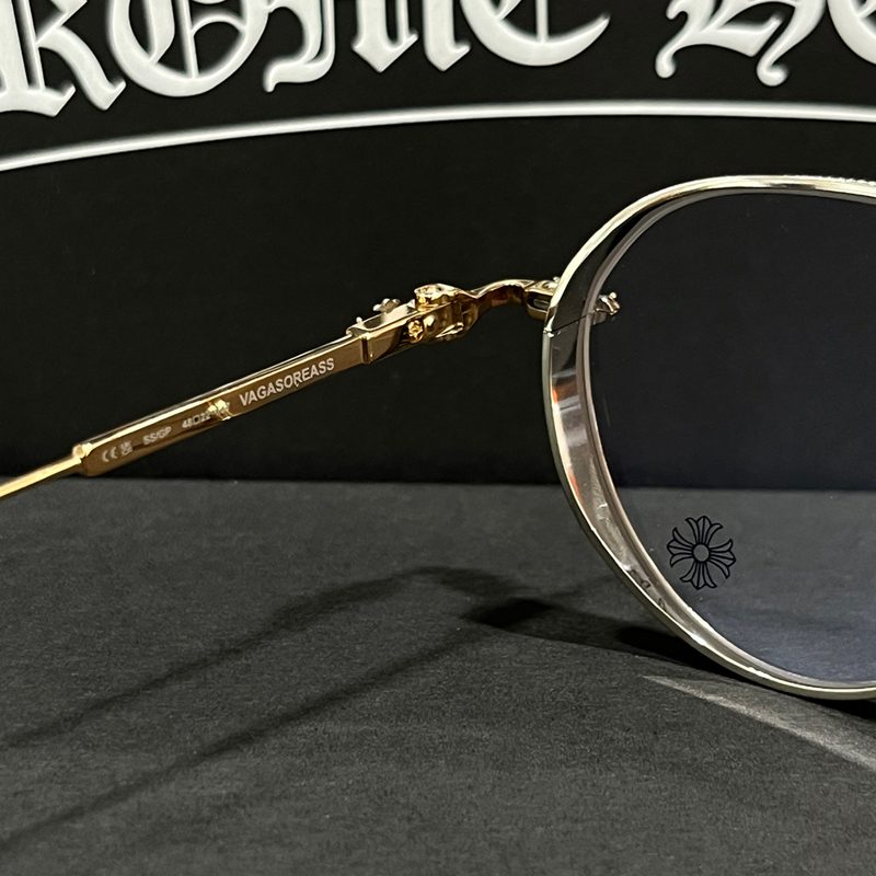CHROME HEARTS