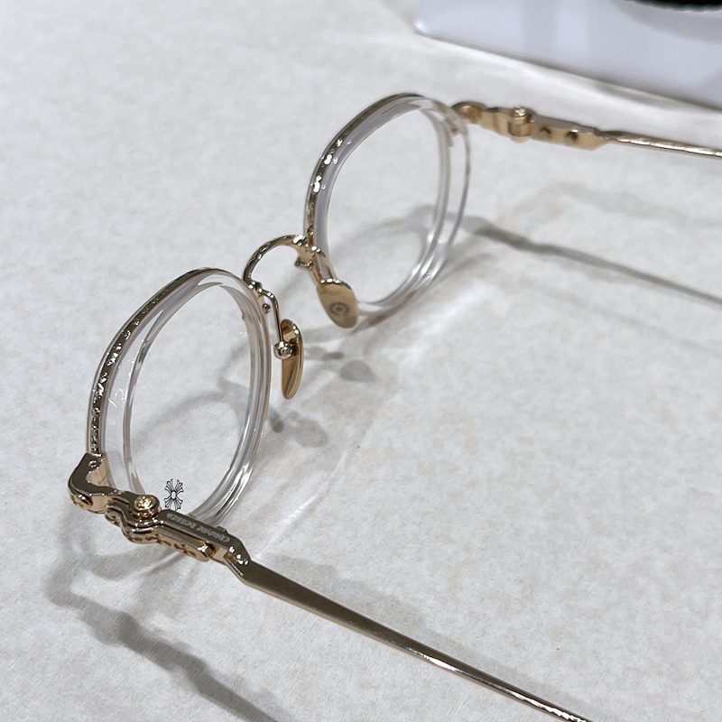 CHROME HEARTS