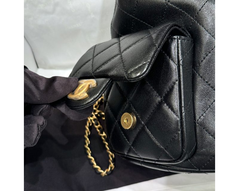 CHANEL