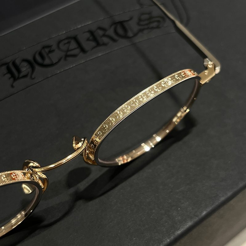 CHROME HEARTS