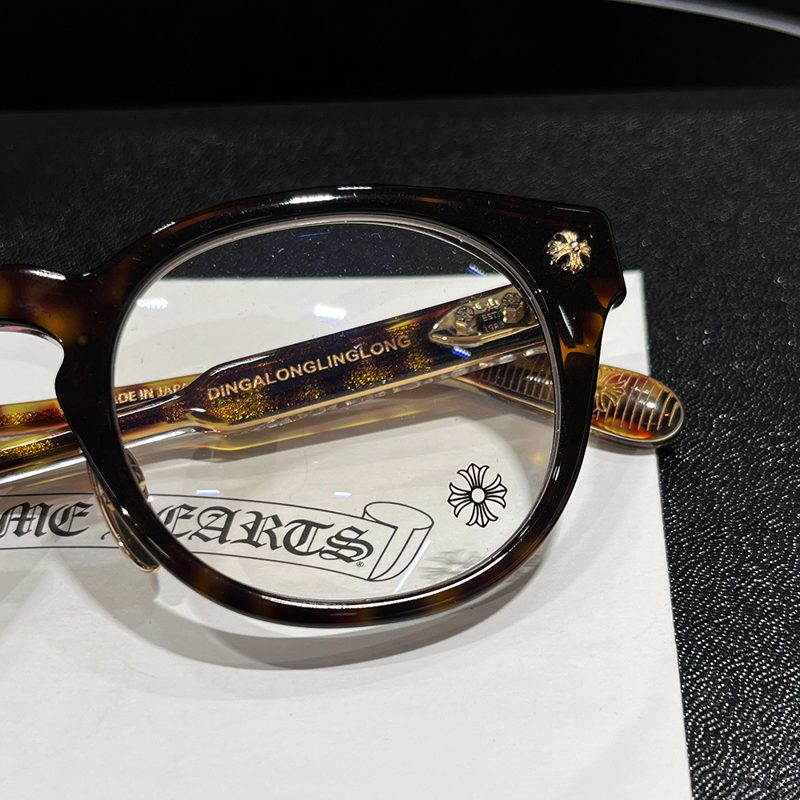 CHROME HEARTS