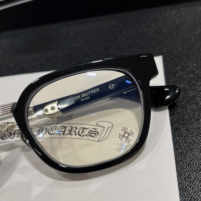 CHROME HEARTS