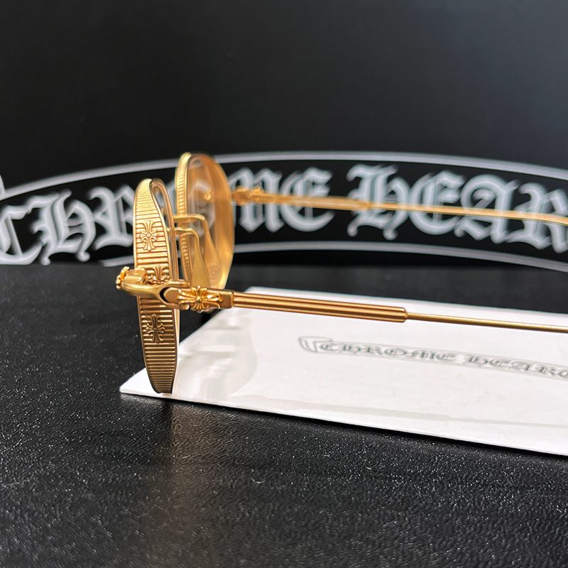 CHROME HEARTS