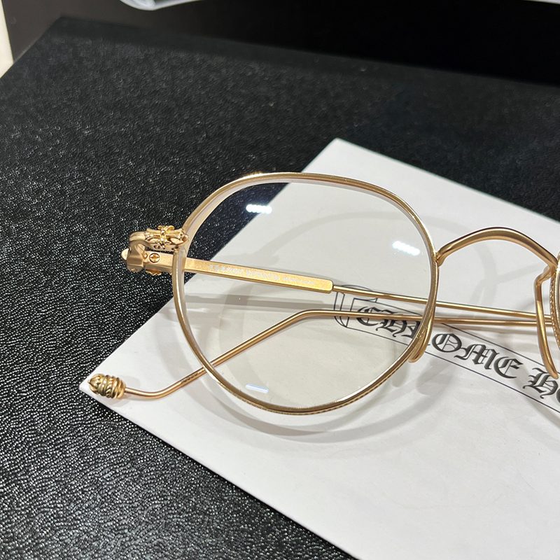 CHROME HEARTS