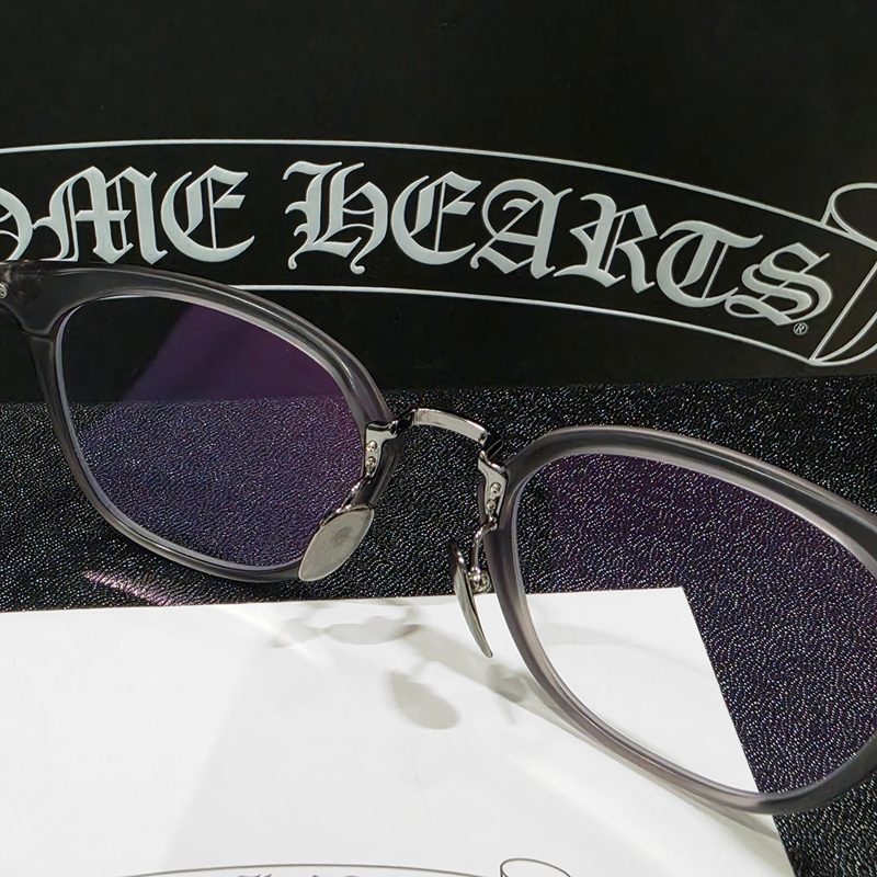 CHROME HEARTS