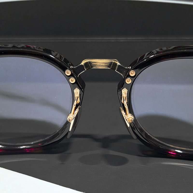 CHROME HEARTS