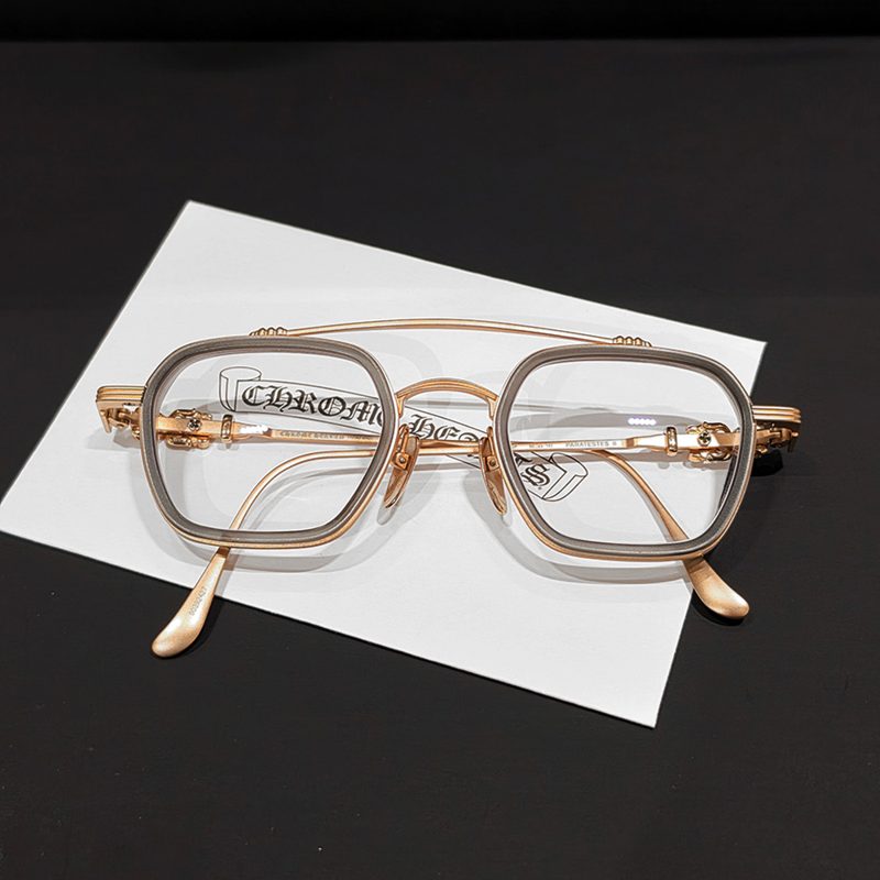 CHROME HEARTS