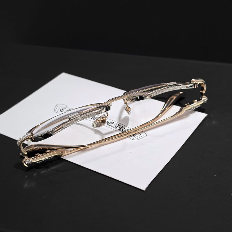 CHROME HEARTS
