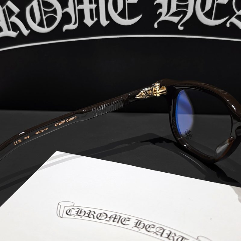 CHROME HEARTS