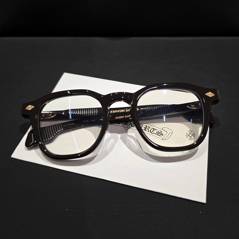 CHROME HEARTS